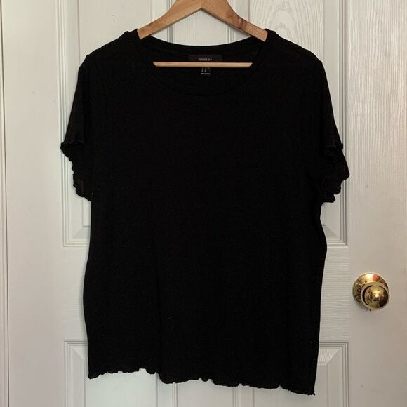 F21+ T shirt - Picture 2 of 5